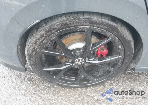 2024 Volkswagen Golf Gti 2.0T 380 Se z USA, uszkodzony, nr VIN WVW2A7CD8RW232952